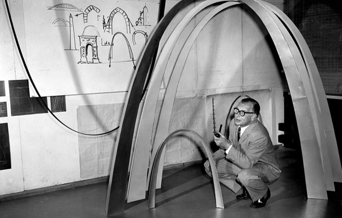 TWA FLIGHT CENTER CONSTRUCTION NEW YORK SAARINEN 